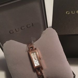 Women’s Gucci watch